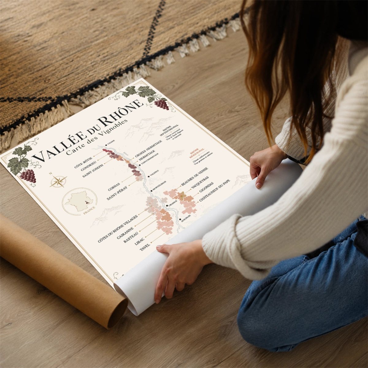 Affiche Vallée du Rhône Carte des Vignobles 50x70 cm - Mockup déroulé